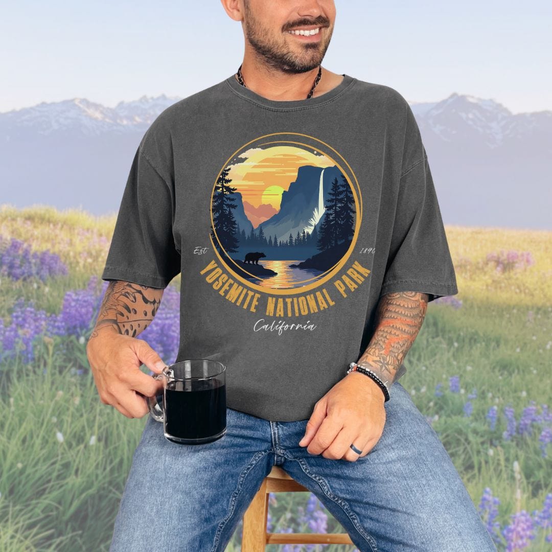 Golden Yosemite NP, Vintage Style Tee