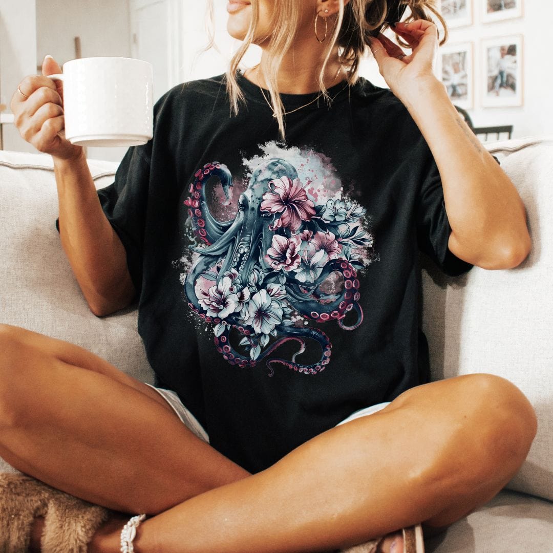 Floral Kraken, Vintage Style Tee