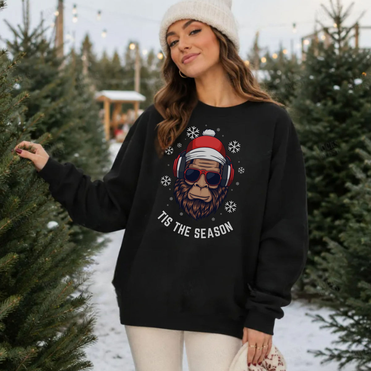 Tis the Season Bigfoot Sweatshirt | Funny Sasquatch Christmas Crewneck