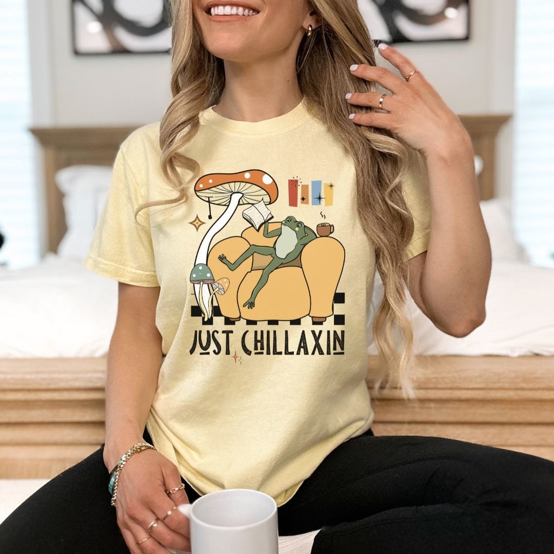 Just Chillaxin, Vintage Style Tee