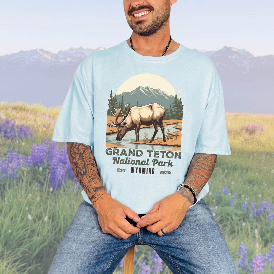 Elk of the Grand Teton NP, Vintage Style Tee