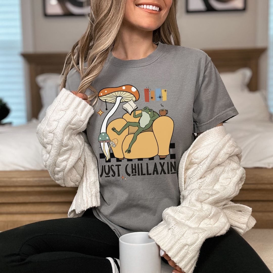 Just Chillaxin, Vintage Style Tee