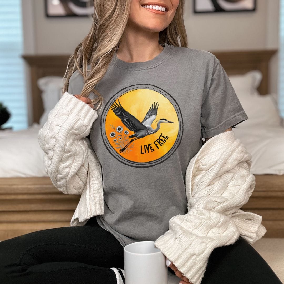Live Free, Heron Vintage Style Tee
