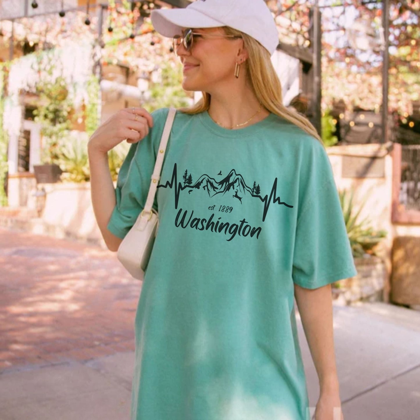 Washington Mountain Heartbeat Graphic Tee | PNW Nature Shirt
