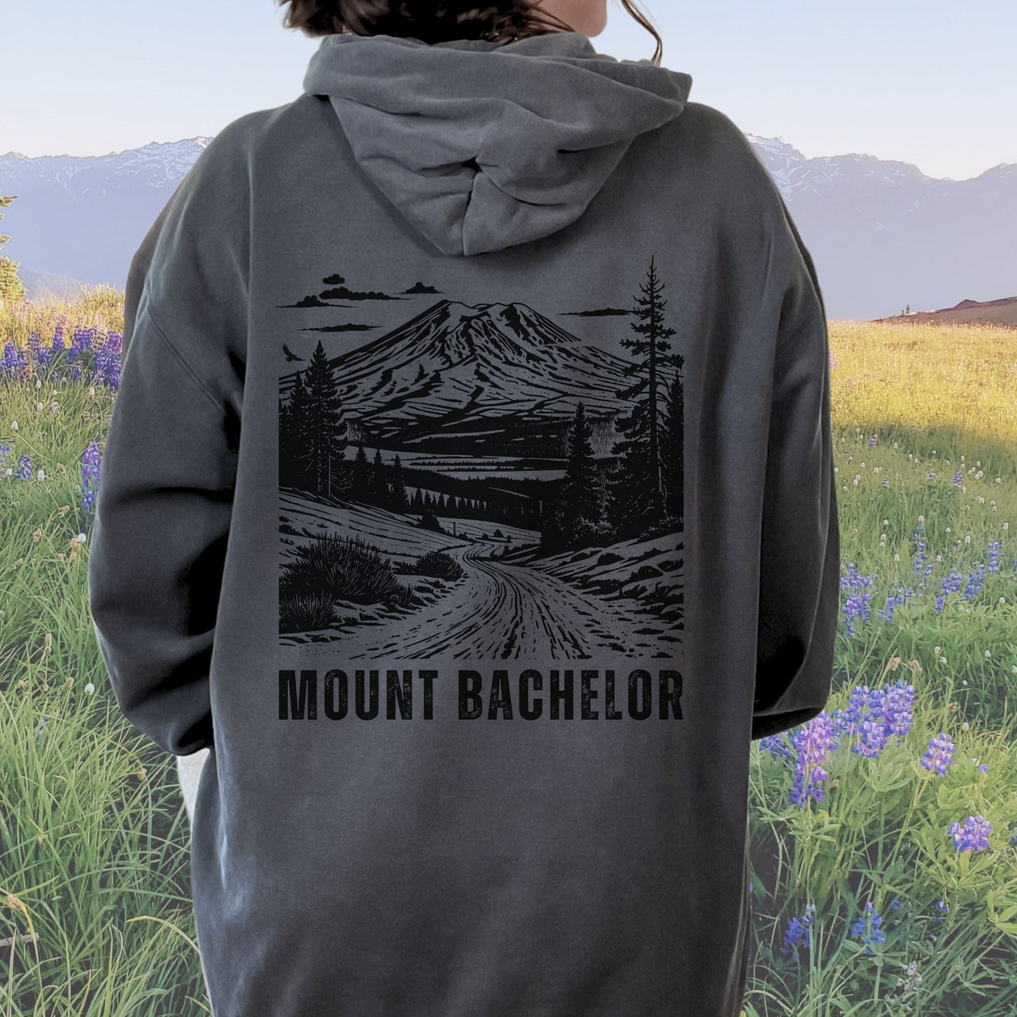 Mount Bachelor, Oregon, Back Design, Vintage Style Hoodie