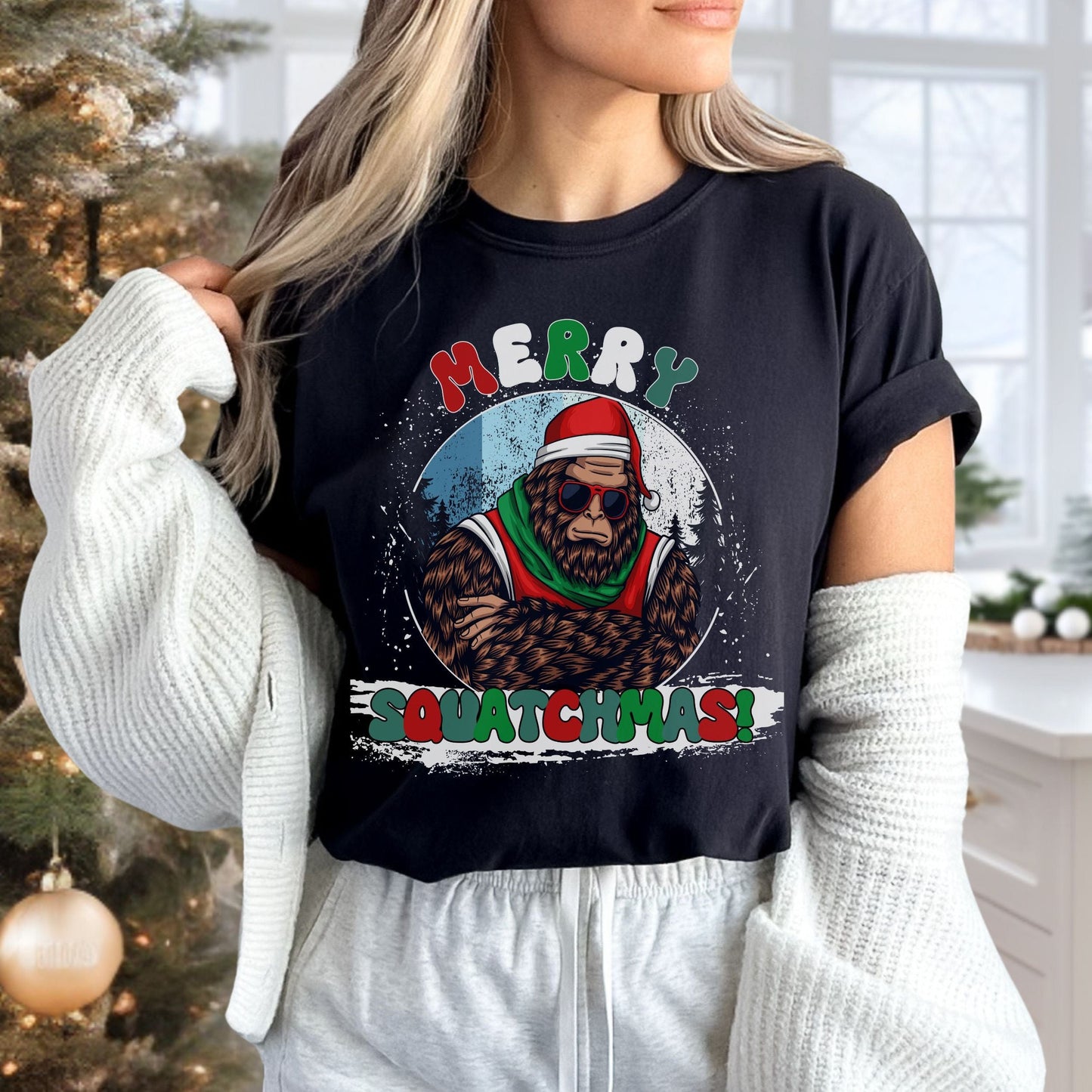 Merry Squatchmas, Bigfoot Santa, Vintage Style Tee