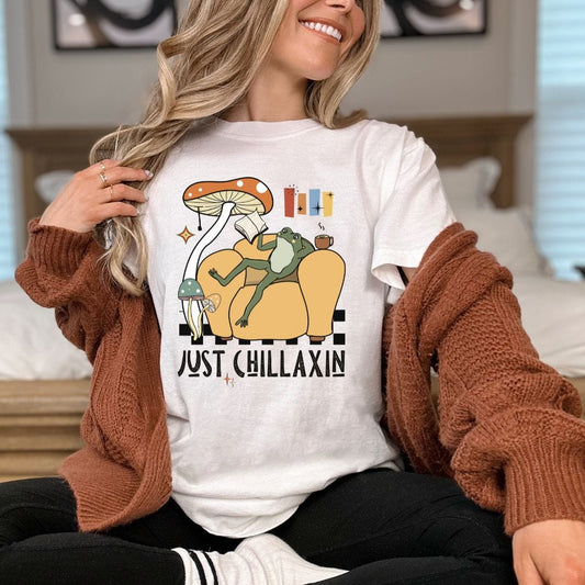 Just Chillaxin, Vintage Style Tee