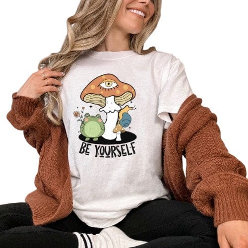 Be Yourself Mushroom, Vintage Style Tee